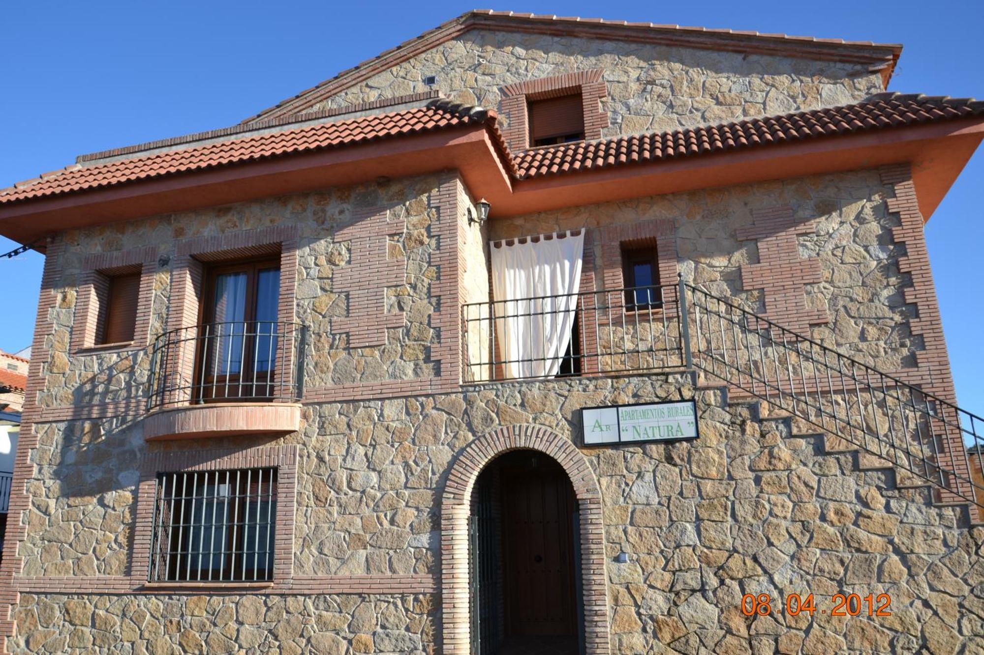 Apartamentos Rurales Natura Torrejón el Rubio Dış mekan fotoğraf