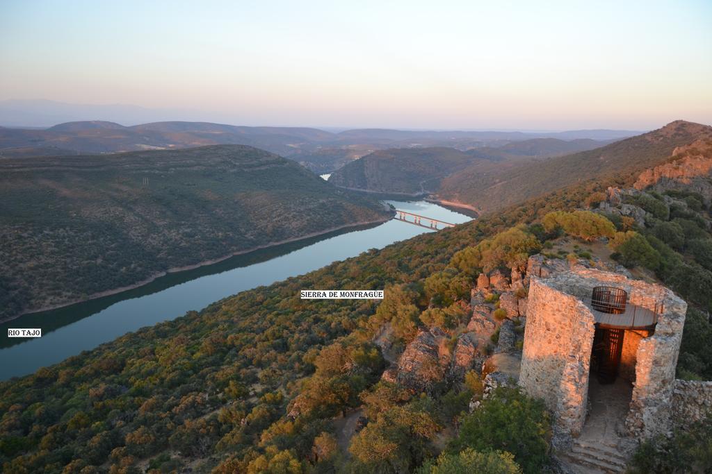 Apartamentos Rurales Natura Torrejón el Rubio Dış mekan fotoğraf