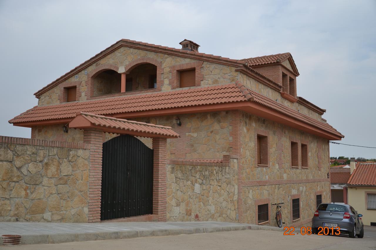 Apartamentos Rurales Natura Torrejón el Rubio Dış mekan fotoğraf